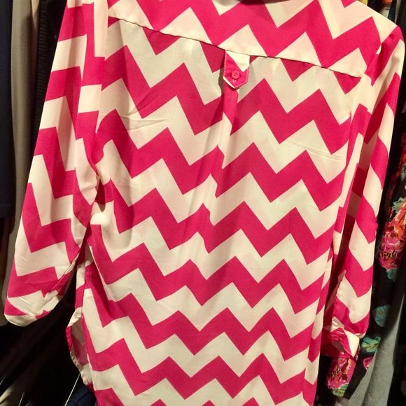 Tunic medium 3/4 length sleeve EUC - Picture 2 of 6